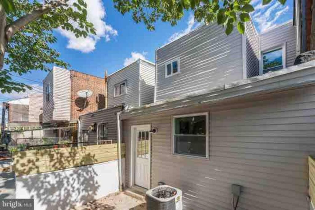 Brand New Home In South Philly!!! Philadelphia Exterior photo